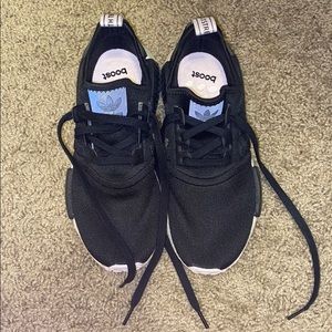 ADIDAS NMD_R1 Shoes